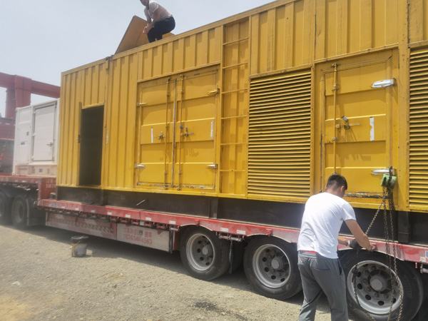 新兴除了负载情况和发动机维护,还有哪些因素会影响 200kw 柴油发电机的油耗?