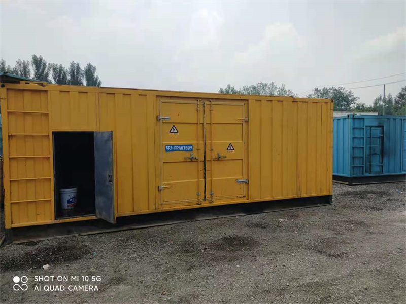 新兴200KW柴油发电机组需要配备什么型号的电缆线？