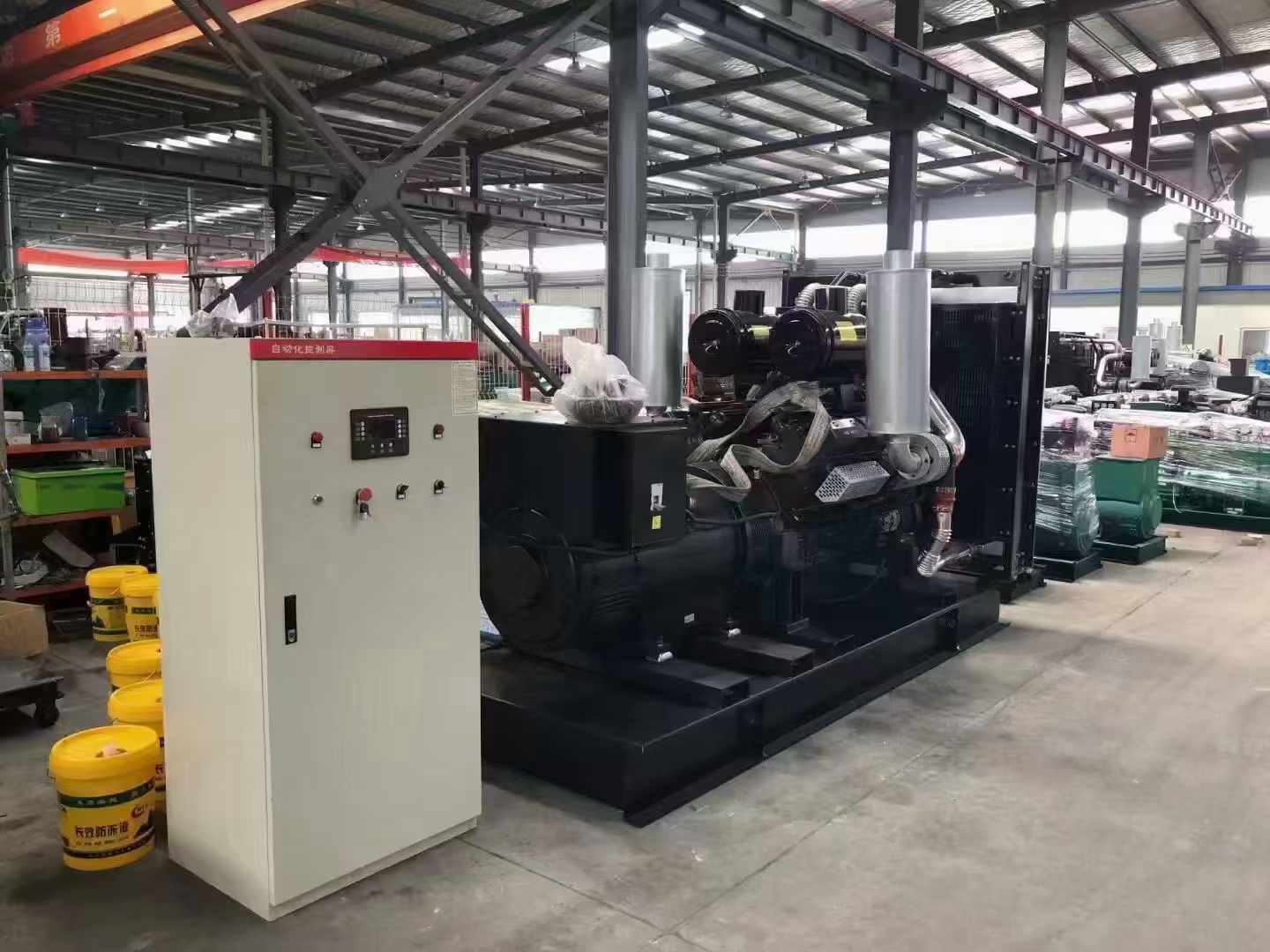 新兴柴油发电机运行时的噪音和振动水平如何?