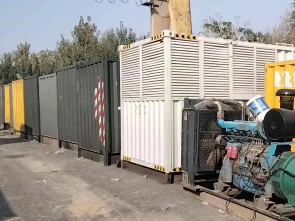 新兴200KW柴油发电机机组每小时油耗是多少?